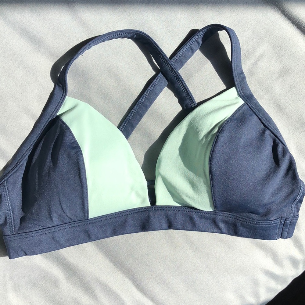 LIVELY Busty Swim Top